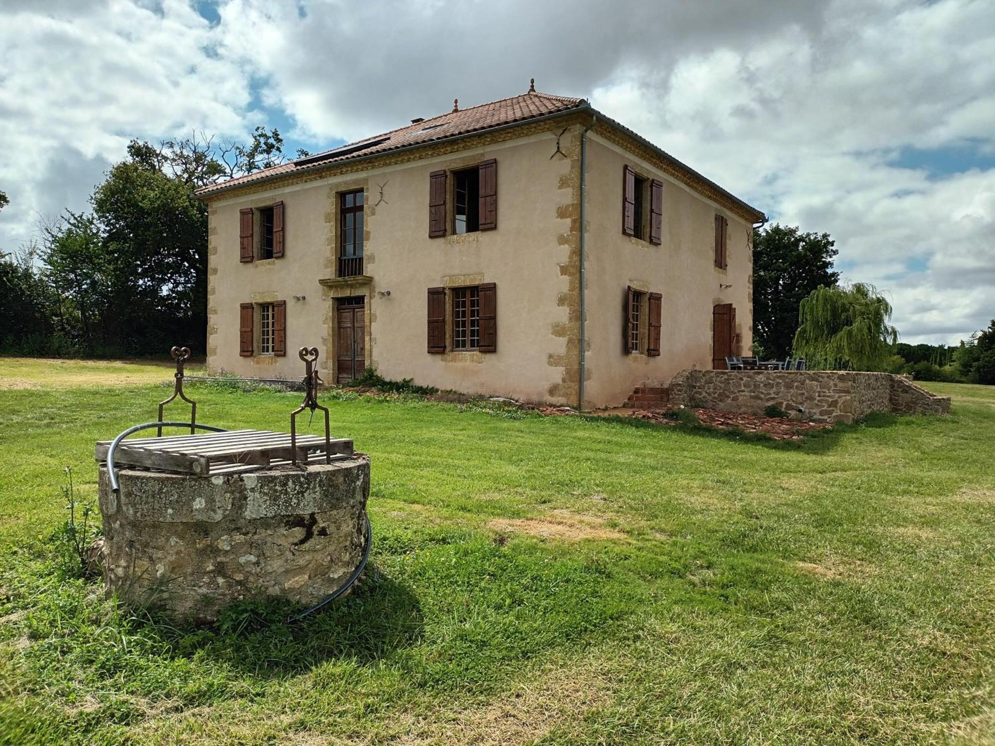 Maison Montesquiou Luaran gambar